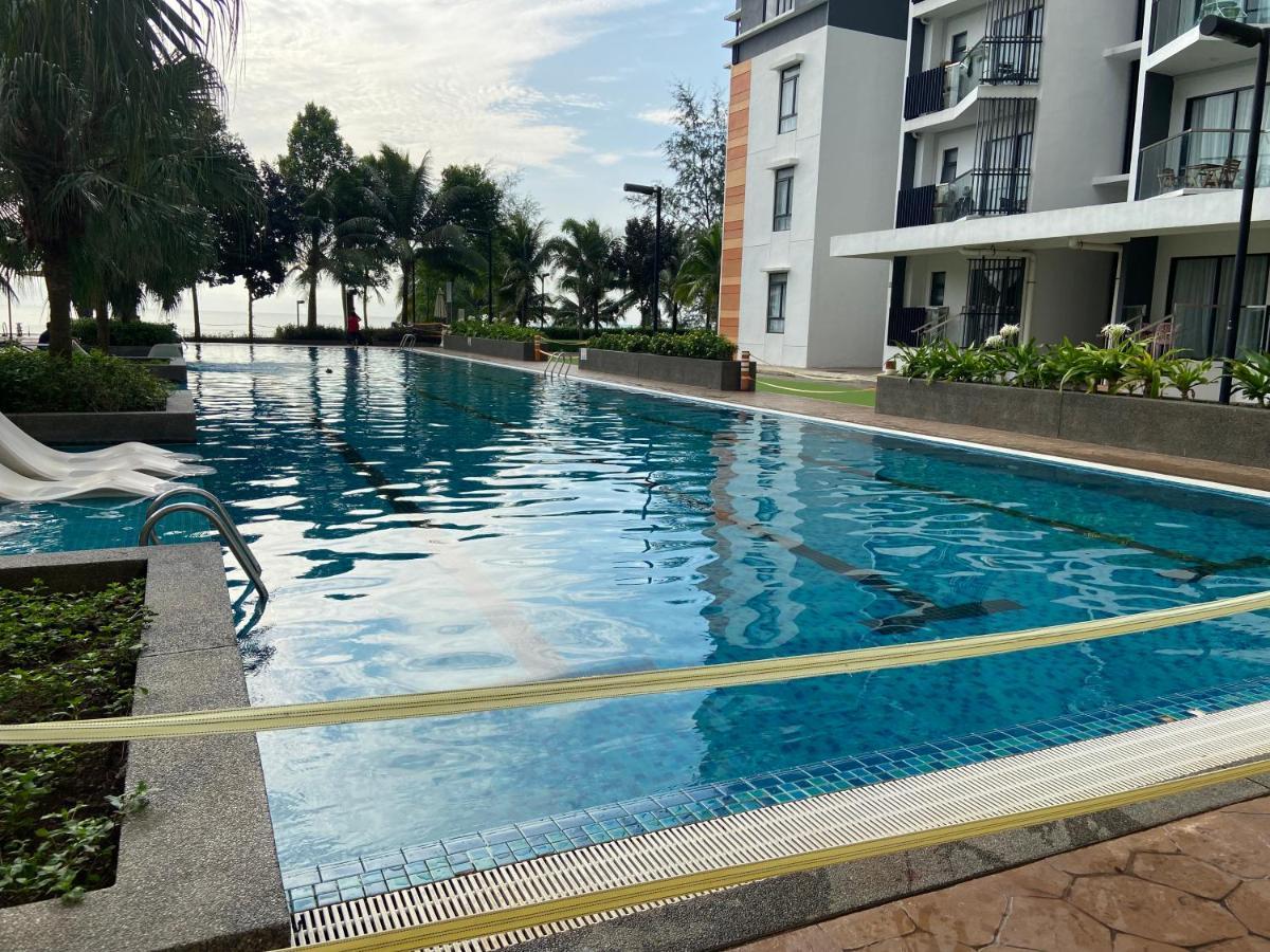 De Lavelle Suites @ Timur Bay Seafront Residence Kuantan Exterior photo